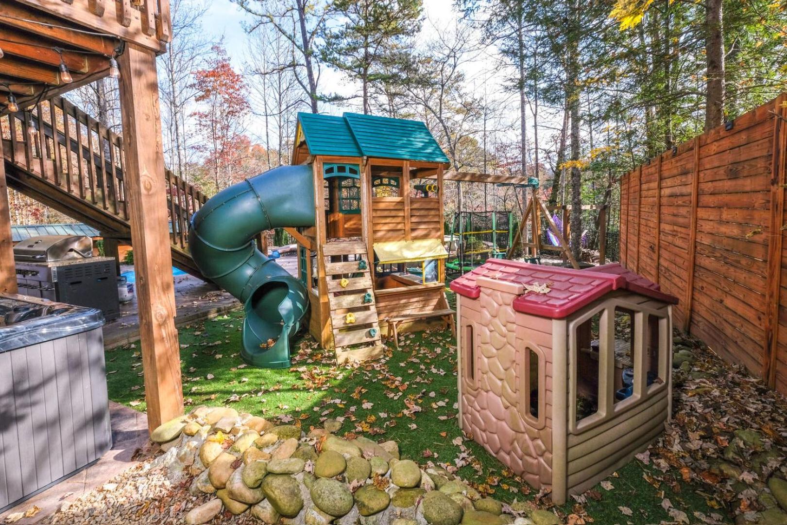 蓋特林堡Pitter Patter Swimming Pool Ht Near D'Town别墅 外观 照片